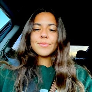 Meet your Posher, Kaytlin